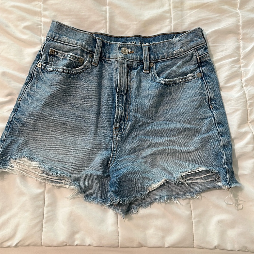 American Eagle high-rise, size 4 Jean shorts